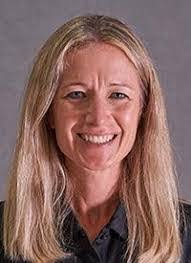 Kari Schauer's Instagram, Twitter & Facebook