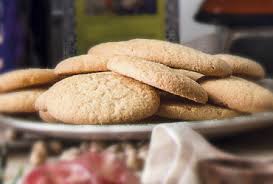 La sua moltiplicazione avviene solitamente per talea. Lingua Di Suocera Il Versatile Biscottino Pronto Ad Arricchire Il Dessert Territori Coop