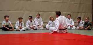 Auch Wenn Stillsitzen Manchmal Schwierig Ist Zuhoren Muss Auch Manchmal Sein Judo Sportverein Sporthalle