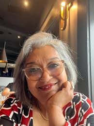 DO YA READ ME?! Won't find me Posting selfies My face is quite the liar!  Wanna know me? Read my poetry! Won't see a picture of my last meal Or my cat