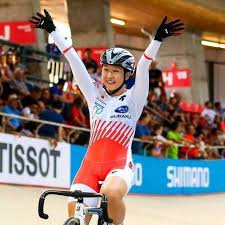 Jun 10, 2021 · 2020年世界選手権オムニアムで日本人史上初の金メダルを獲得した梶原悠未(かじはら・ゆうみ)。2021年東京五輪ではオムニアム、マディソンに出場予定。同種目で金メダル最有力候補と目されている24歳がオンライン取材に応じ、五輪への心境や意気込みを語ってくれた。(netkeirin編集部) 母の手. æ¢¶åŽŸ æ‚ æœª Yumi Kajihara Fotos Facebook