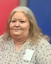 Lily Thacker's Instagram, Twitter & Facebook