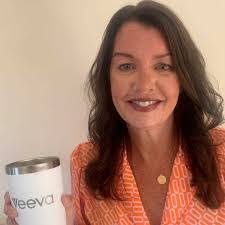 Cristina Becker's Instagram, Twitter & Facebook