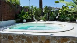 Lola Mini Pool The Small Pool That Suits Everyone In 2020 Mini Pool Small Pool Swimming Pools