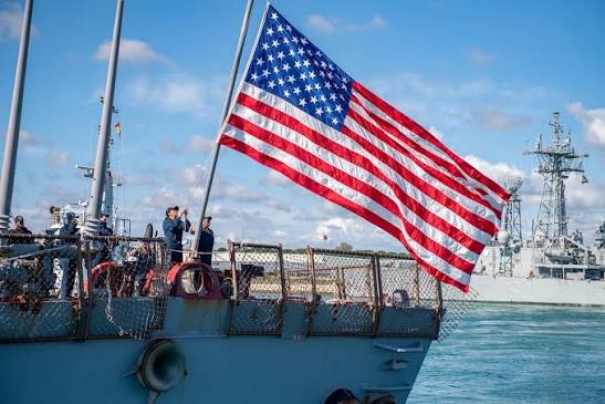 USS Donald Cook DDG 75 Homeport Shift to Naval Station Mayport ⚓ #USNavy Sailors assigned to the Arleigh Burke-class, guided-missile destroyer USS Donald Cook (DDG 75) embrace family following the ship's arrival