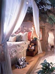 For this room, we wanted to spark the child's sense of wonder with a safari themed nursery. Choosing A Kid S Room Theme Hgtv