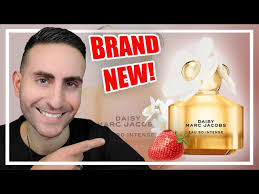 NEW! MARC JACOBS DAISY EAU SO INTENSE PERFUME REVIEW!