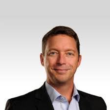 Etta Baxter's Instagram, Twitter & Facebook