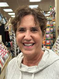 Marilyn Meyn's Custom Glass Creations (@meyncustomglass) • Facebook