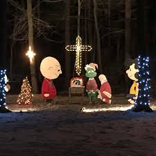 The bright lights of christmas in carlyle, illinois really shine! A Guide To The Christmas Light Up Celebration Getting To Know Pittsburgh