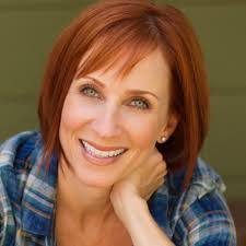 Juliet Fischer's Instagram, Twitter & Facebook