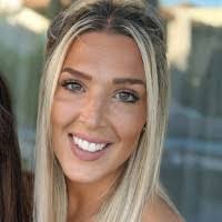 Catherine Morrell's Instagram, Twitter & Facebook