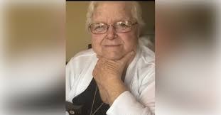 Lorraine Mcallister's Instagram, Twitter & Facebook