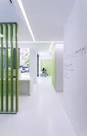 Clemente Dental Clinic In 2020 Dental Office Design Interiors Clinic Interior Design Clinic Design