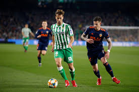 Analysis gameiro esteve fora das duas últimas partidas antes da pausa de fim de ano com um problema não especificado, mas conseguiu um descanso e. Gol Kevin Gameiro Selamatkan Valencia Dari Kekalahan Di Kandang Betis Okezone Bola