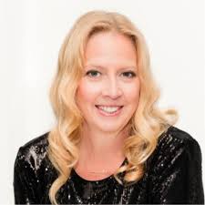 Looking forward to Toys R Us opening in Macy's Herald Square !  Congratulations to Kathy Hilt Terri Noland Jeff Fontana and all the teams  who brought this together .