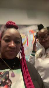 The things you do for your kids no matter how far you have to travel  #biggestsupporter#artnetworkingevent#futurefamousartist#CharaineJ  @bigjiggababy