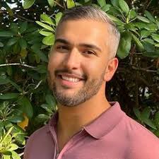 Alex Karam's Instagram, Twitter & Facebook