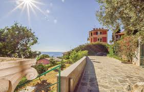 Mit allen informationen von preisen und zeiten bis hin zu tickets ohne anstehen und mobilen tickets. Appartamento Camogli Italia Ill781 Novasol