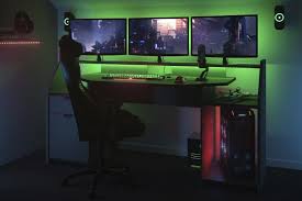 Gamer Tisch Pc Schreibtisch Inkl Led Beleuchtung Set Up Von Parisot Grau Schwarz In 2020 Pc Schreibtisch Schreibtisch Led Beleuchtung