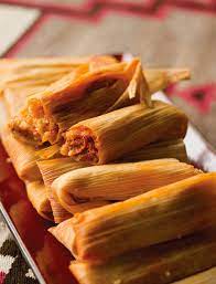 The mexican tradition of tamales at christmas has carried over into many homes in southern arizona. Feliz Navidad New Mexico Style New Mexico Chili Mexico Food Tamale Recipe