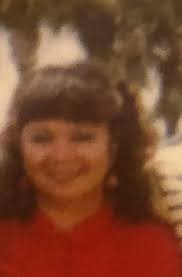 How to remove blur and people from photo?