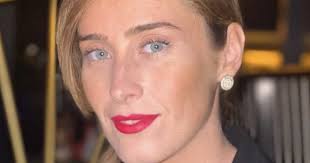 Born 24 january 1981) is an italian lawyer and politician, member of the chamber of deputies since 2013. Giulio Berruti Si Sfoga Sui Social Cosi Difende Maria Elena Boschi Il Tempo