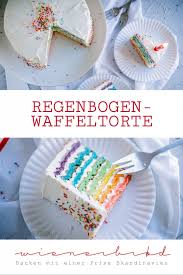 Waffeln sind in ihrer einfachsten form (oblate) ein aus mehl und wasser bestehendes, flaches feingebäck, das zwischen zwei heißen eisen (waffeleisen) gebacken wird. Regenbogen Waffeltorte Wienerbrod Skandinavisch Backen