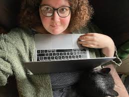 Liz Chambers (@LizRMChambers)