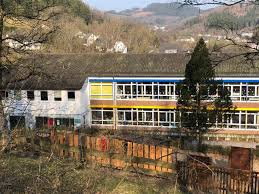 Dafür möchte ich mich im namen der schulgemeinschaft der grundschule am für den darauffolgenden tag erhält es aufgaben und lernt zu hause. Kgs Am Kreuzberg Startseite