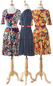 The Nicole Dress Made In The Us This Dressing Is Flattering For Everyone Available In Xxs Through 2xxl Vi Lularoe Nicole Dress Lularoe Dresses Nicole Dress