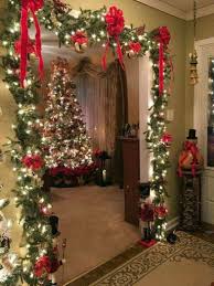 20 Fantastic Indoor Christmas Decoration Ideas Trenduhome Diy Christmas Decorations Easy Christmas Apartment Easy Christmas Diy