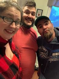 Melissa Troup's Instagram, Twitter & Facebook