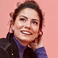 Demet özdemir is a turkish actress and dancer. Demet Ozdemir Fan Club Demetozdemrnews Twitter