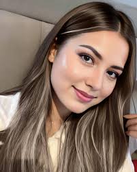 Baumgartner Nina in people