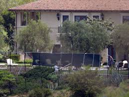 We know that they stayed in a state of the art £10.5 million seafront home in a gated district on vancouver island, but the actual owner has remained under wraps. Harry And Meghan S Baffling Decision Morning Bulletin