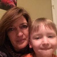 Lisa Bradnick's Instagram, Twitter & Facebook