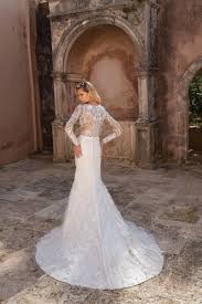 Fit and flare, schlichte kleider. Fit And Flare Brautkleid Mit Spitze Und Langarm Von Justin Alexander Modell 88063 Heiraten Mit Braut De