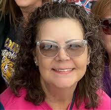 Good morning everyone, I'm a junior in college at LSU. I'm looking for  healthcare jobs that are open to