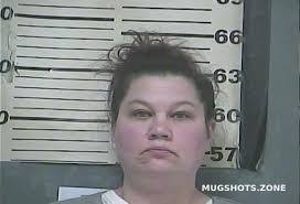 Leatha Evans's Instagram, Twitter & Facebook