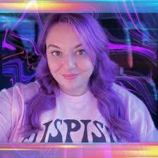 Emily Arp's Instagram, Twitter & Facebook