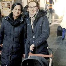 Weidel und chrupalla dagegen wissen die anhänger des aufgelösten »flügel« hinter sich sowie diejenigen, die. Schabbigen Sein Sohn Pa Twitter Und Nach Dem Spaziergang Mit Dem Adoptierten Kind Und Ihrer Sri Lankischen Lebensgefahrtin In Der Heimatlichen Schweiz Wird Wieder Gegen Migranten Und Ehefueralle Fur Ca 20 000 Monatl