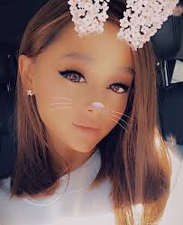 As a woman fully embracing her recently single status, breakup anthem and all. Ariana Grande S Post Break Up Hair Cut Is A Haute Chop Fit For The Princess Of Pop British Vogue