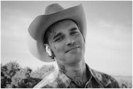 just wanna say thanks to all a yall for a really great year of music. my  personal life has had its ups and downs as of late, but every time i get