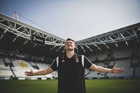 Download hd juventus wallpapers best collection. Matthijs De Ligt Is The Biggest Signing Of The Decade For Juventus Black White Read All Over