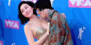 Viimeisimmät twiitit käyttäjältä noah cyrus (@noahcyrus): Noah Cyrus And Lil Xan S Public Breakup Drama And Cheating Accusations On Instagram Explained