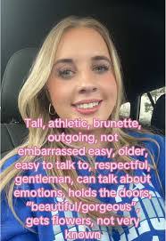 Lindsey Elder's Instagram, Twitter & Facebook