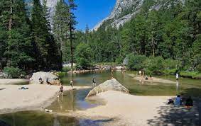 Mirror Lake A Short Flat Trail From The East End Of Yosemite Valley To A Popular Swimming Pool On Tenaya Creek Yosemite Hikes Yosemite National Parks Trip