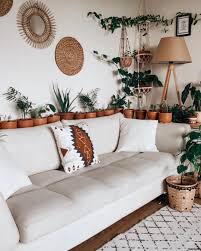 Bu Apartman Dairesi Adeta Bir Botanik Bahcesi 2020 Oturma Odasi Fikirleri Oturma Odasi Dekorasyonu Dekor