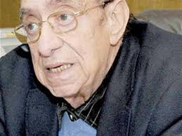 حصل على بكالوريوس العلوم من جامعة القاهرة عام 1954 ، ودبلوم خاص تربية وعلم النفس من جامعة عين شمس 1955 وبكالوريوس المعهد العالي للفنون . ÙÙŠ Ø¹ÙŠØ¯ Ù…ÙŠÙ„Ø§Ø¯Ù‡ ÙƒÙŠÙ ÙŠØ±Ù‰ Ø¬Ù„Ø§Ù„ Ø§Ù„Ø´Ø±Ù‚Ø§ÙˆÙŠ ÙˆØµÙ Ø§Ù„Ø¨Ø¹Ø¶ Ù„Ù‡ Ø¨Ø§Ù„Ø¯ÙŠÙƒØªØ§Øª Ù…ØµØ±Ø§ÙˆÙ‰